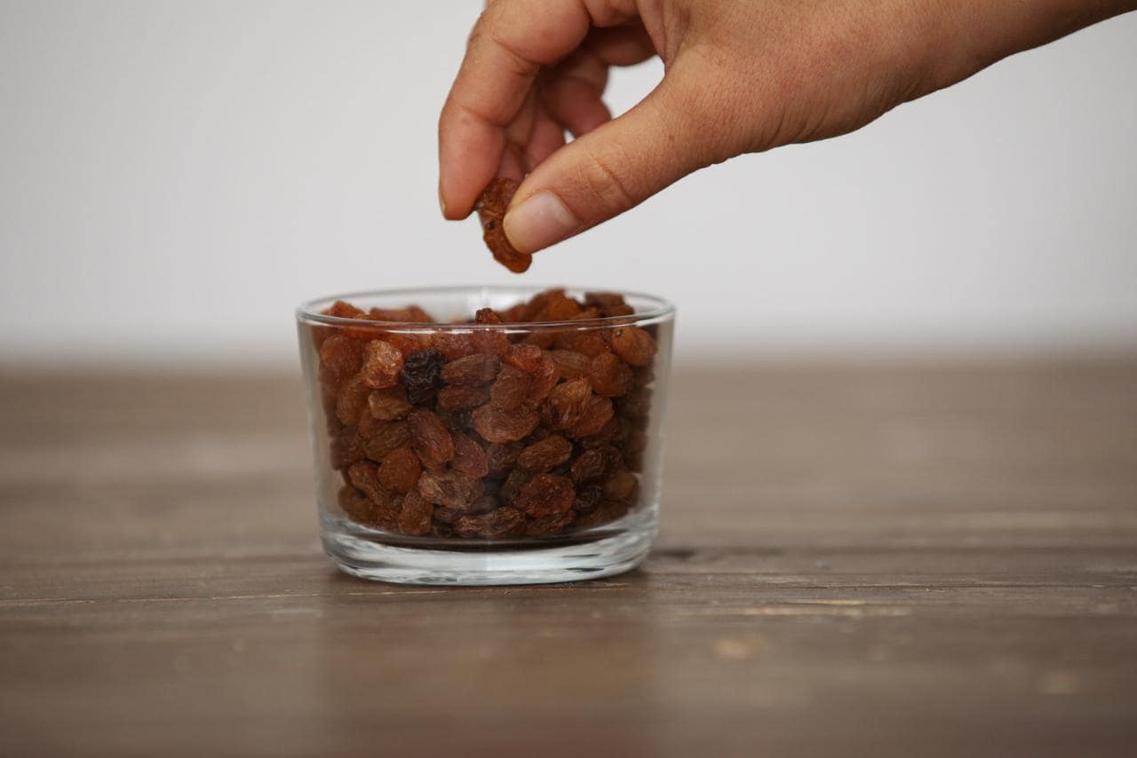 7 health benefits of raisin water Fit Invoke
